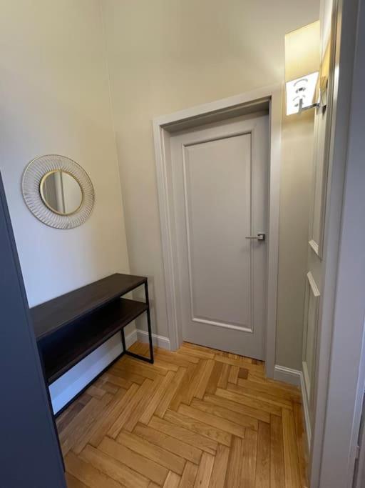 Crown Pearl - Wonderful Apartment, 110Scm, 4 Rooms 克拉科夫 外观 照片